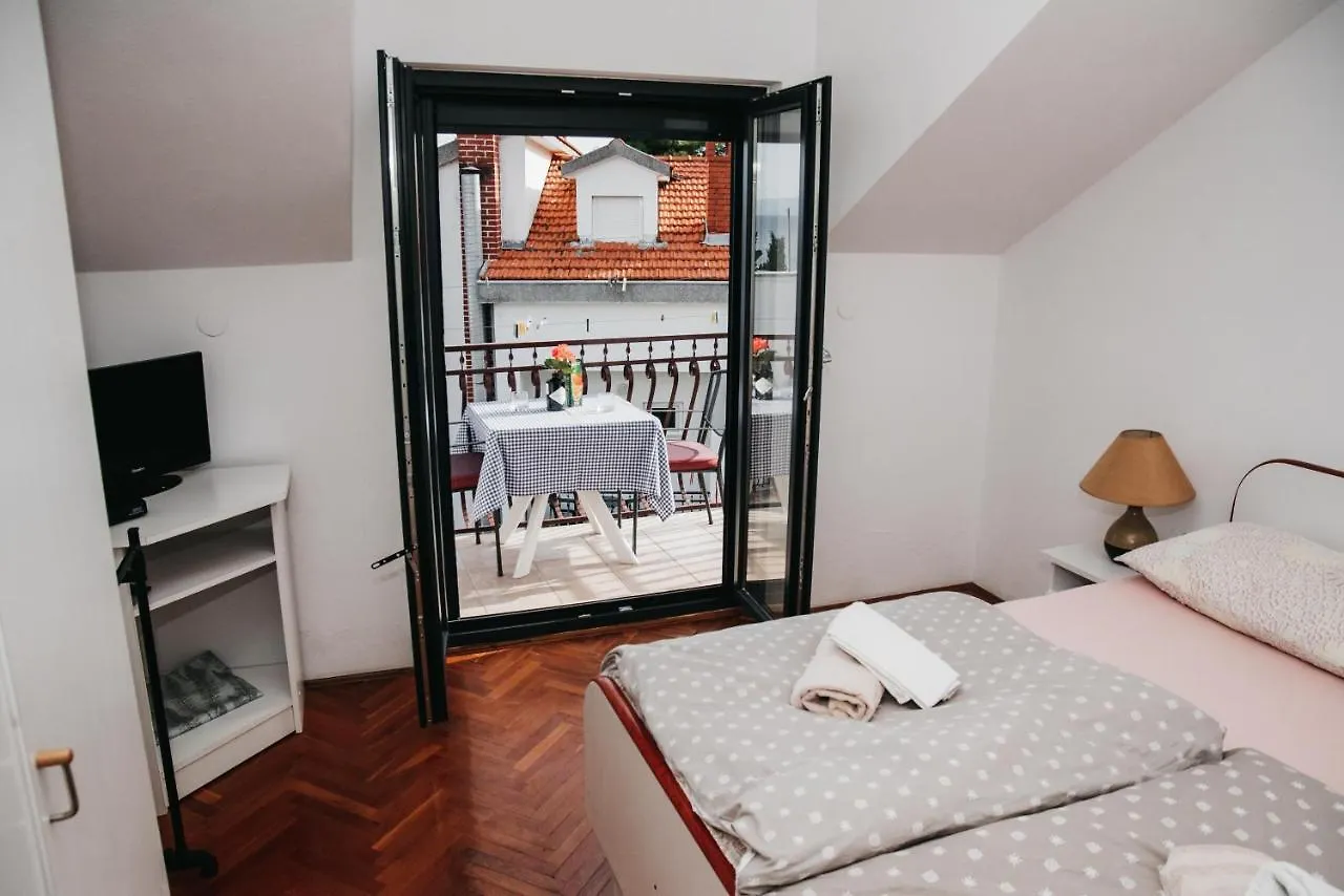 Guest house Villa Aequum
